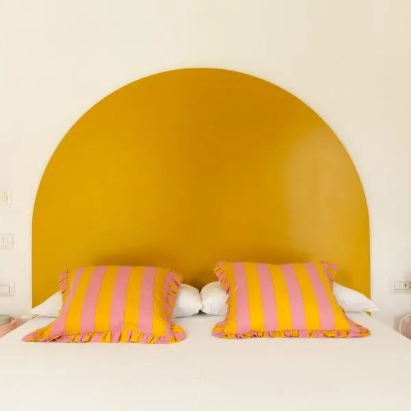 Spacebility Beach - self check-in, hotel v destinácii Quartu SantʼElena