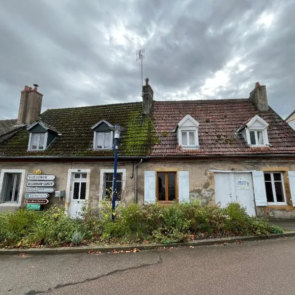 La petite maison d issy, hotel v destinaci Issy-lʼÉvêque