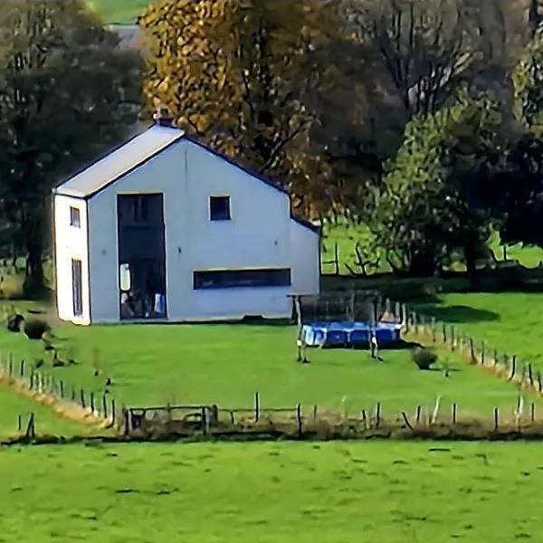 Maison des voisins, hotel sa Tavigny