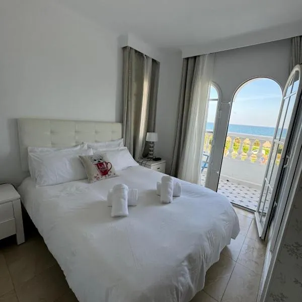 Aldea beach, manilva, hotel Castillo de Sabinillasban
