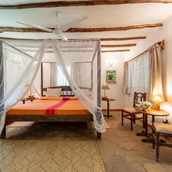 Diani Marine Divers Village, hotel v destinaci Diani Beach
