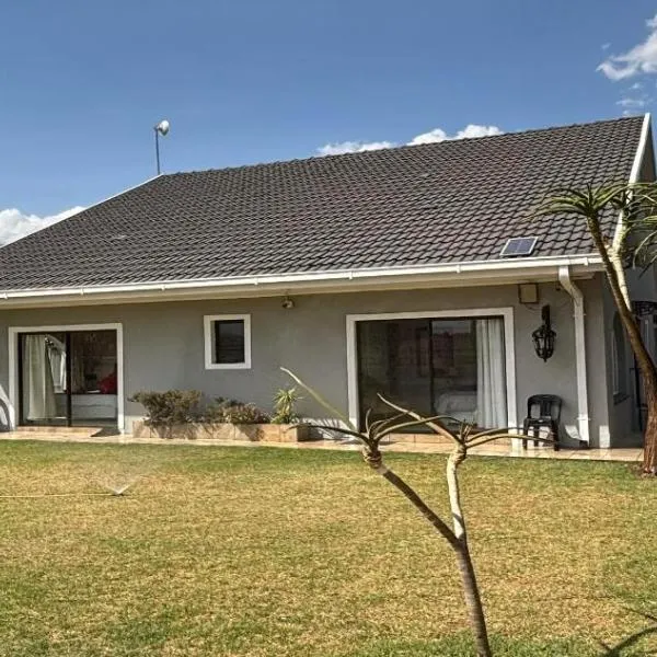 Aloe Tree Guest House, hotel in Krugersdorp