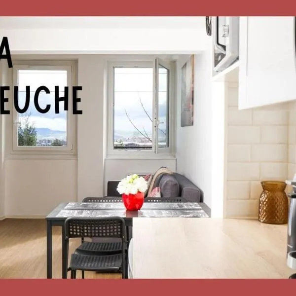 LA DEUCHE - Charmant Studio rénové avec vue, hotel in Chamalières
