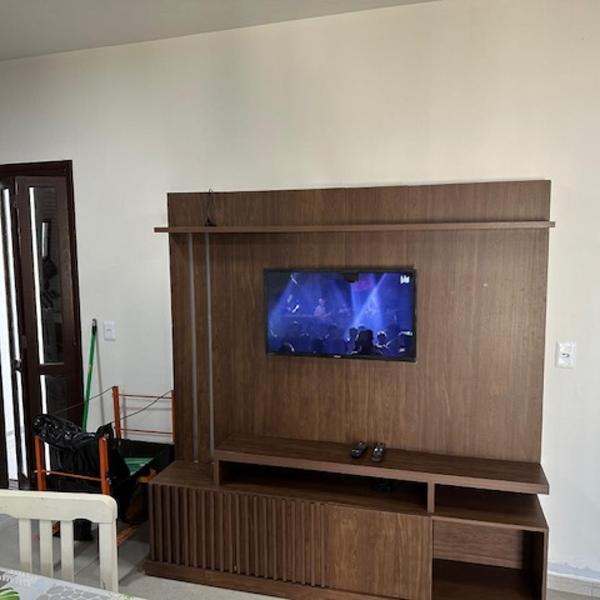 Casa 70mt2 Mobiliada Centro Gaivota 400mt do Mar Wifi TV Smart - Foto 5