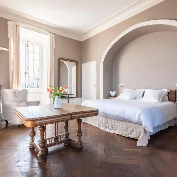Château de Salornay, hotel em Hurigny