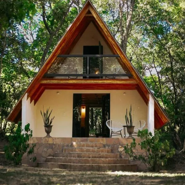Cabaña El Bosque, hotel v destinaci Independencia