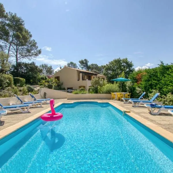 Villa aux portes de la Sainte Baume，位于索列图卡的酒店