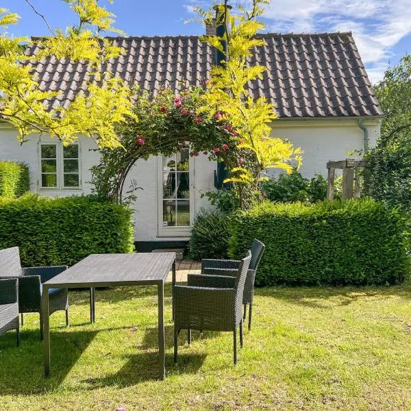 Strandhytten, hotelli kohteessa Allinge