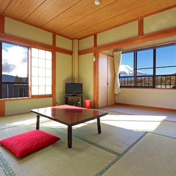山中湖ハイツ, hotel v destinaci Yamanakako