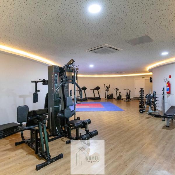Condomínio Club a 50m PRAIA dos Anjos - Unidades com 2 QUARTOS, PISCINA, estacionamento e portaria 24h - Área de lazer 3000m, wi-fi 800MB, churrasqueira e cozinha completa - Foto 2