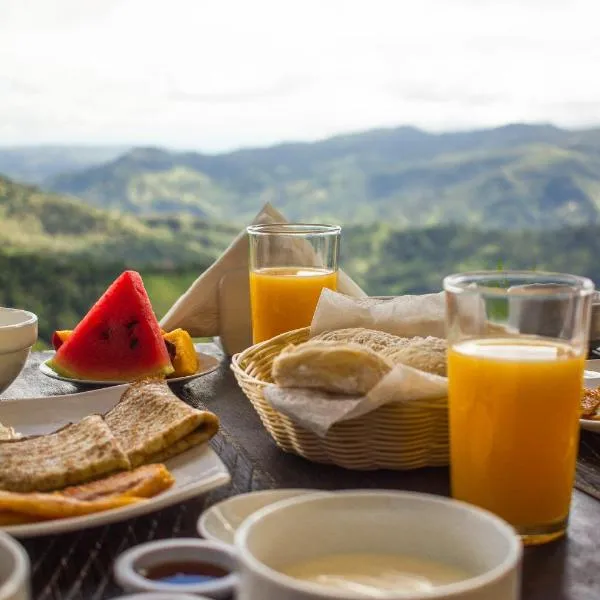 Nosara Hideaway 2 - BREAKFAST INCLUDED & Mountain View Cabins, hotel v destinaci Nicoya