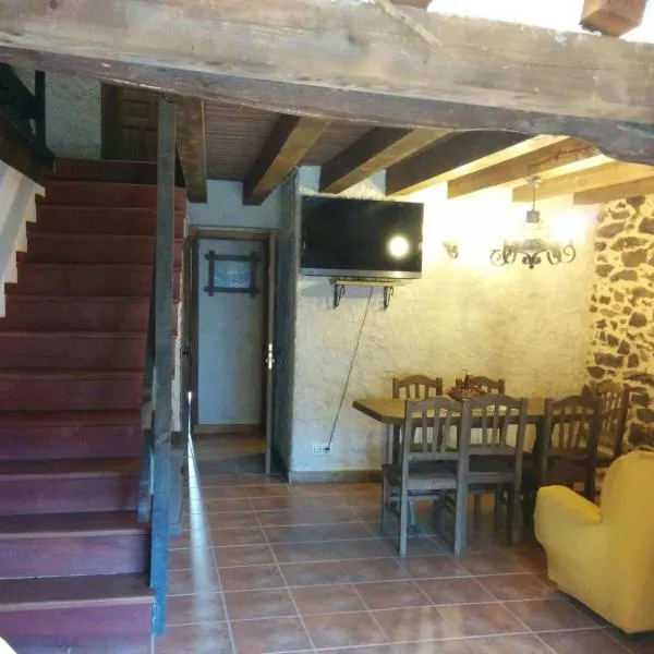 Casa Rural Xiromo, ξενοδοχείο σε San Ciprián