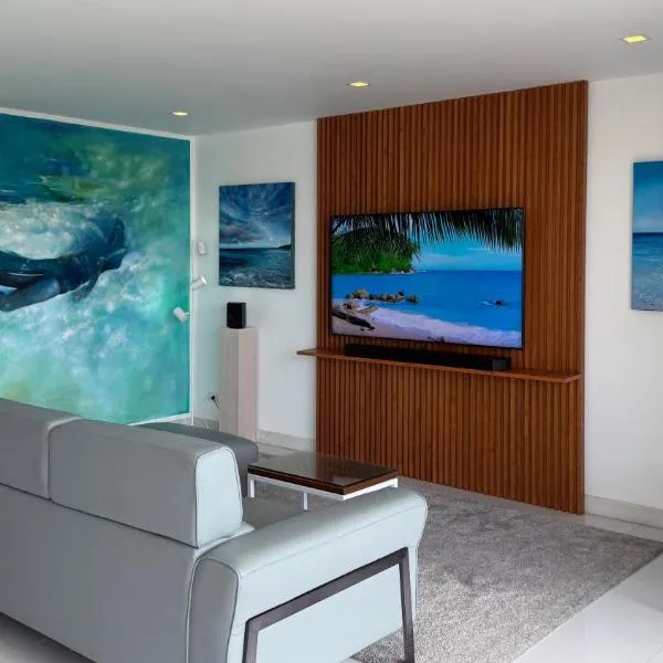 Karon Butterfly Seaview Home, hotel in Phuket Town