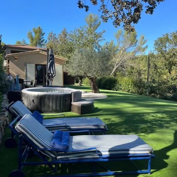 Maisonnette climatisée, khách sạn ở Aix-en-Provence
