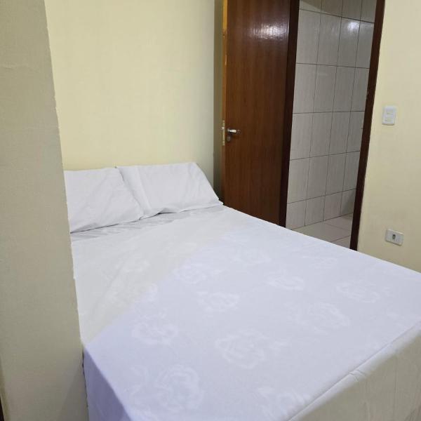 Edificio Hayannes - 1 Quarto - 1 Cozinha - 1 Banheiro - Garagem Coberta - Self Check in -Taxa Para Hospede Com Pets