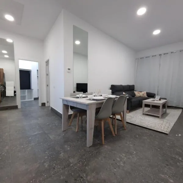 CARMELO APARTAMENTo, hotelli San Jose de la Rinconadassa