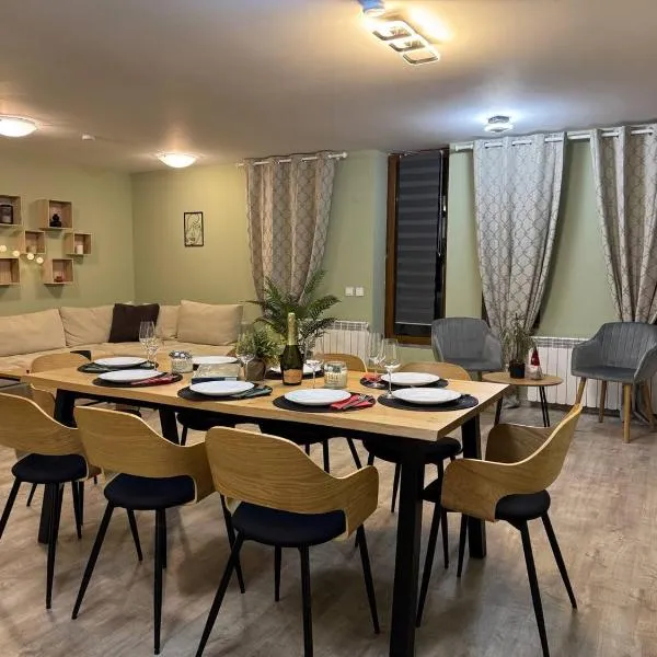 Olive Apartment with terrace B100 in Grand Resort Pamporovo, hotel di Pamporovo