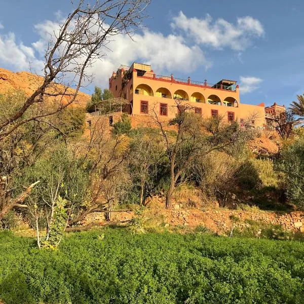 ACHAHOUD CHEz LA BELLE FIBULLE, hotel v destinaci Aït Fars