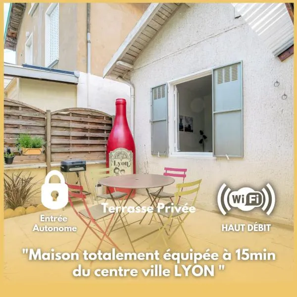 Maison cosy avec terrasse à 15 minutes de Lyon et WIFI, hotel v destinaci Rillieux