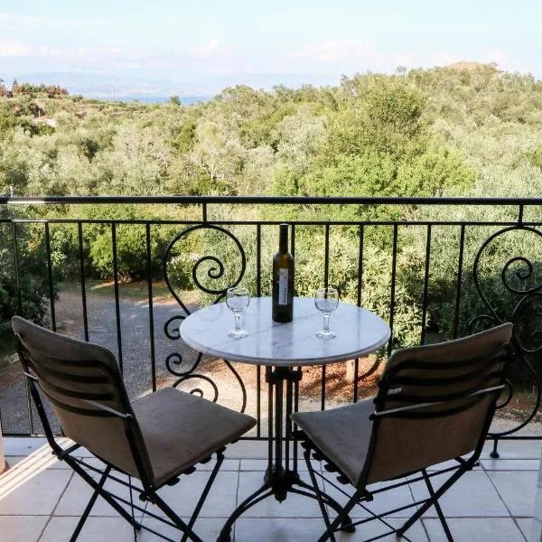 Villa Sunrise apartment, hotel in Gouvia