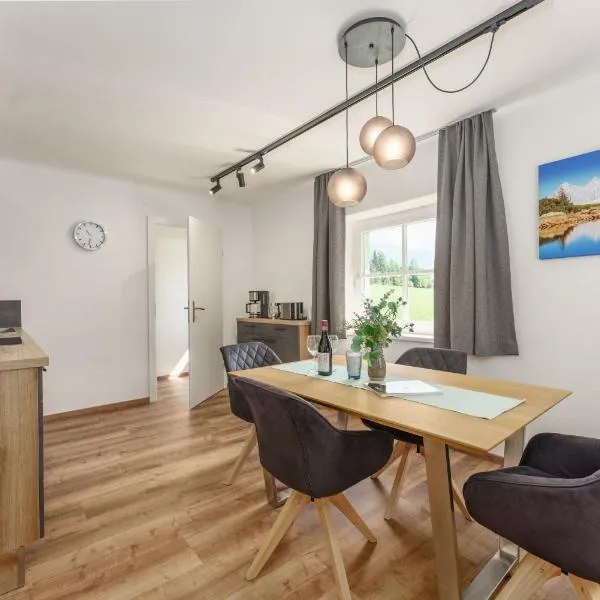 Neues Luxus APARTMENT DACHSTEIN - Ramsau am Dachstein - direkt an der Loipe!, khách sạn ở Ramsau am Dachstein