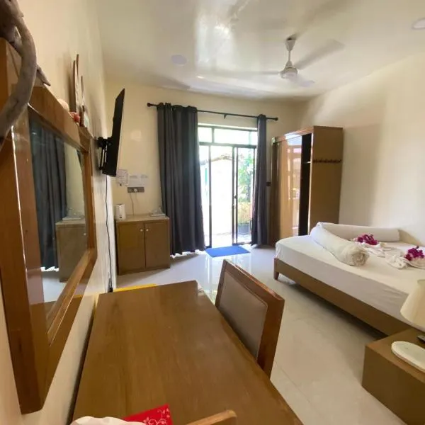 Maavaharu Guest House Himmafushi, hotel v destinaci Himmafushi