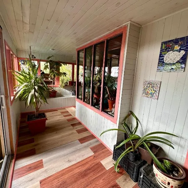 Hosta Altos de Gamboa, hotel in Castro