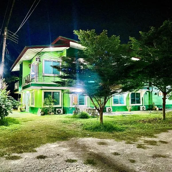 ท่าช้างรีสอร์ท กาญจนบุรี, hotel v destinaci Kanchanaburi