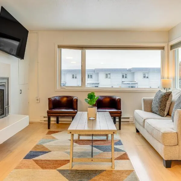 1 Mi to Dtwn Cozy Condo in Anchorage!, hotel in Anchorage