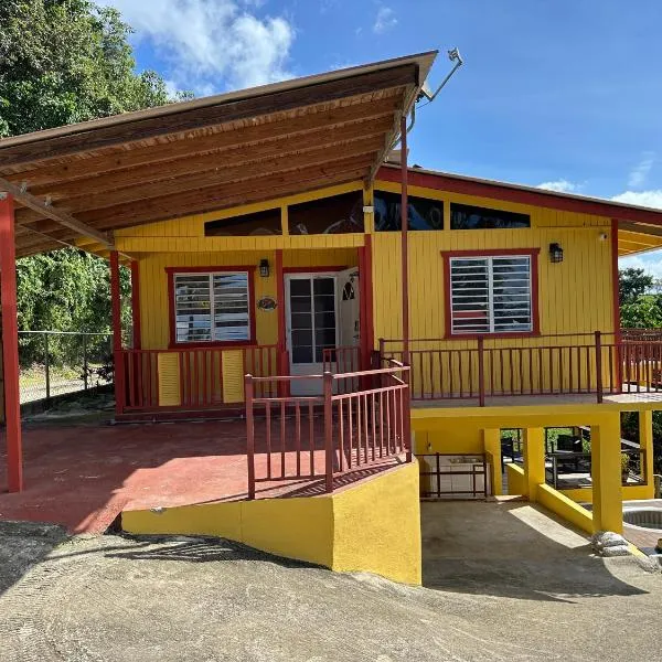 La Casita Amarilla en Utuado, Puerto Rico, hotell i Utuado