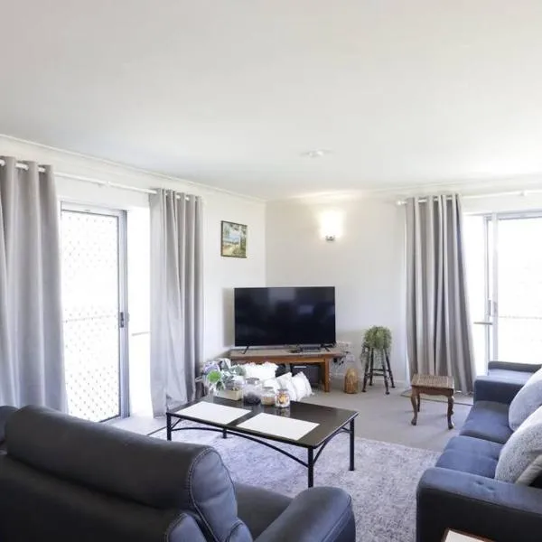 Family Retreat in Central Tenterfield, hotel in Tenterfield