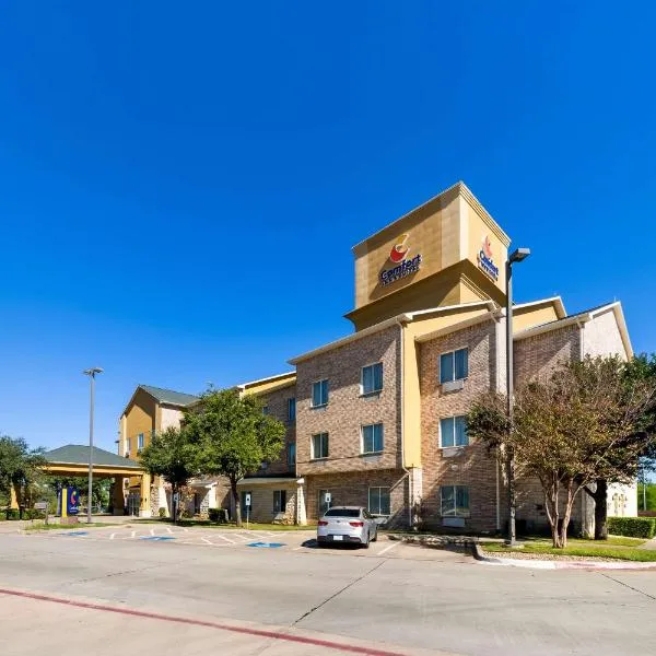 Comfort Inn & Suites Near Lake Lewisville, hotel v destinaci Corinth