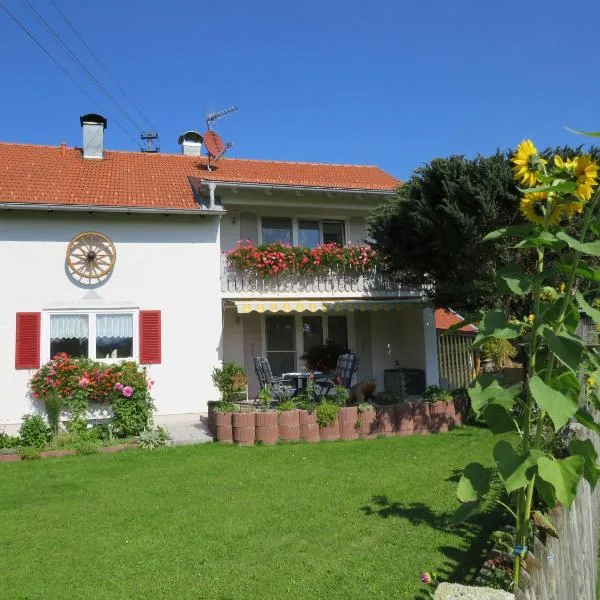 Gästehaus Reisacher - Mehrbettzimmer, hotel v destinaci Peiting
