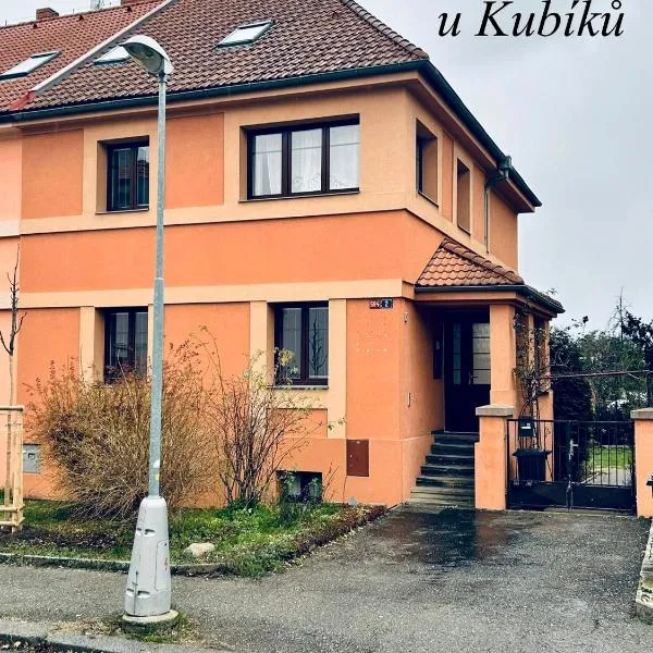 Apartmány u Kubíků, hotel v destinaci Hradec Králové
