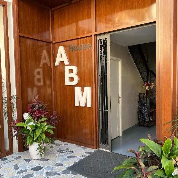 ABM house, ξενοδοχείο στην Ταγγέρη