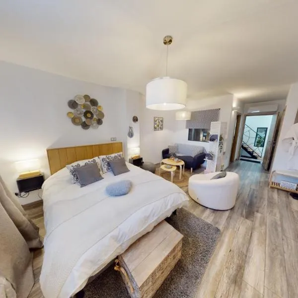 La suite Volupté - SPA du Souffle du Saule, hotel in Buhl-Lorraine