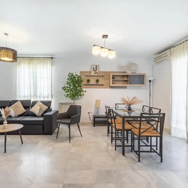 Chalet con piscina a 10 minutos de Granada, hotel v destinaci Ogíjares