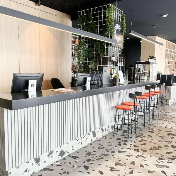 ibis Martigues Centre – hotel w mieście Martigues