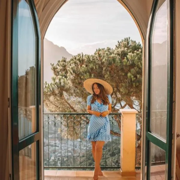 La Dolce Vita Ravello - Studio Apartment with Jacuzzi and partial Sea View, hotel v Ravellu