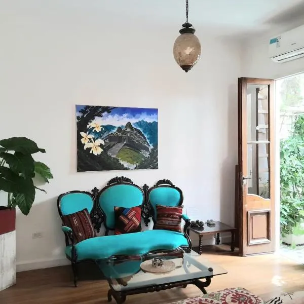 Depto en Planta Baja con patio, en Nuñez, hotel in Buenos Aires