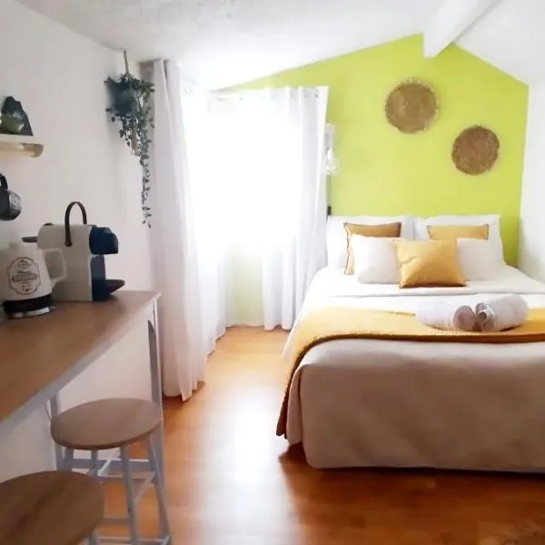 Chambre Cosy à 10 min de Paris – hotel w mieście Argenteuil