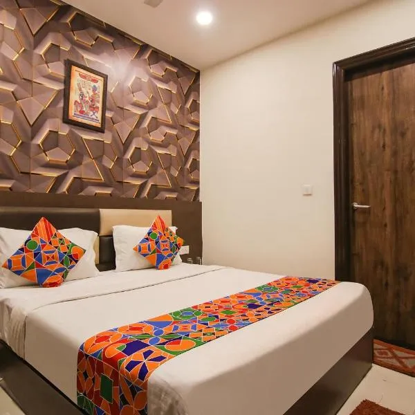 Hotel Rosewood Inn photo 2