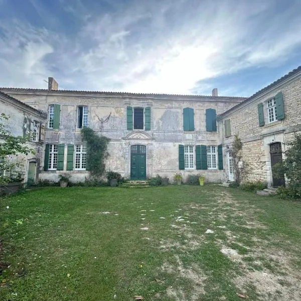 Chambres et table d'hôtes Maison Garesché – hotel w mieście Nieulle-sur-Seudre