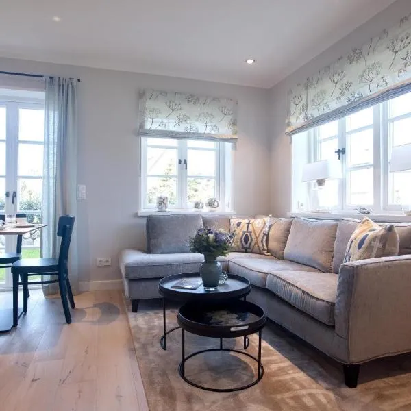 NEU! Ferienhaus Litj Horsa Hoog - Luxus, Lage, Leichtigkeit mit Wellenrauschen in Wenningstedt Sylt, hotel v destinaci Wenningstedt