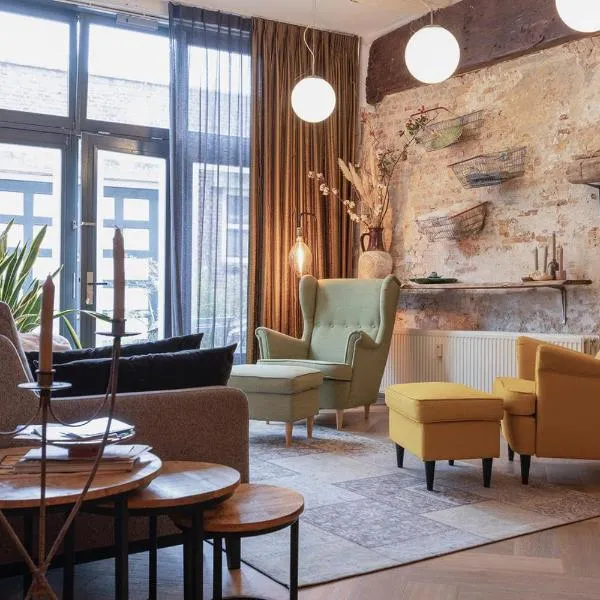 Passage - spacious and quiet in historic city center, hotel in Haarlem