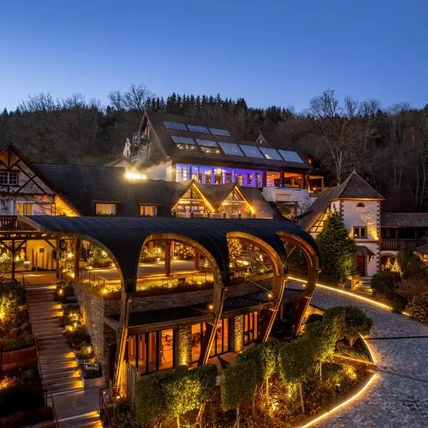 LA CHENEAUDIÈRE - Hôtel Spa - Relais & Châteaux - Restaurant étoilé, hotel v destinaci Colroy-la-Roche