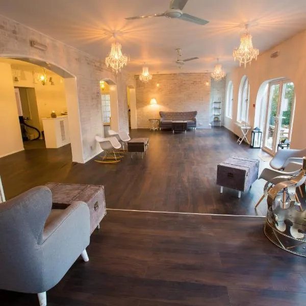 Gray Manor Hotel, hotel v destinaci Andover