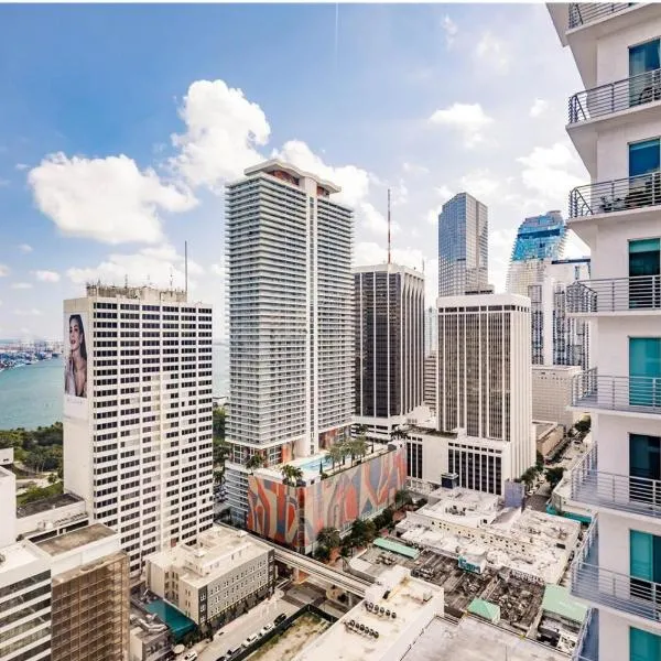 Exclusive Condo w Beautiful City Views and Full Amenities! โรงแรมในไมอามี