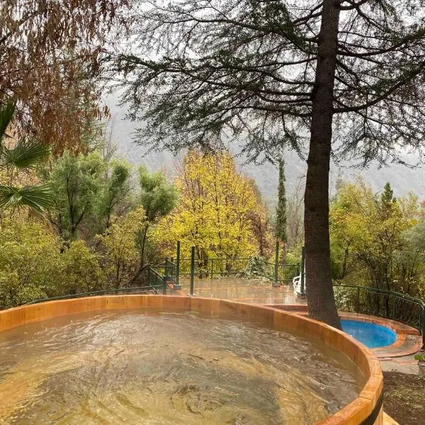 El Arroyo Apart Hotel, hotel v destinaci San José de Maipo