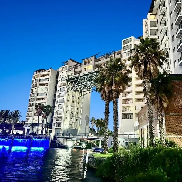 Knightsbridge Luxury Escape, hotel in Cape Town